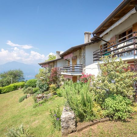 شقة Casa Bella Vista Mit Balkon سان زينو دي مونتانا المظهر الخارجي الصورة