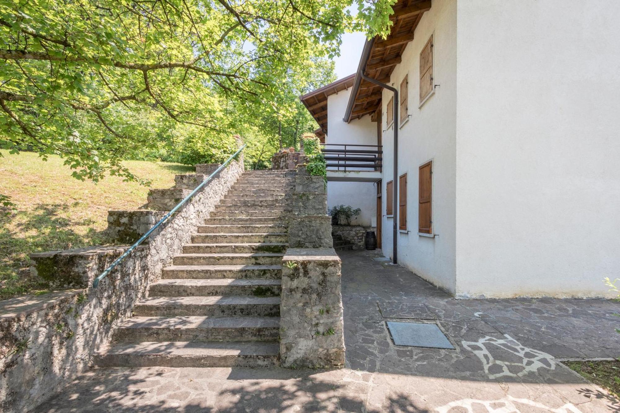 شقة Casa Bella Vista Mit Balkon سان زينو دي مونتانا المظهر الخارجي الصورة