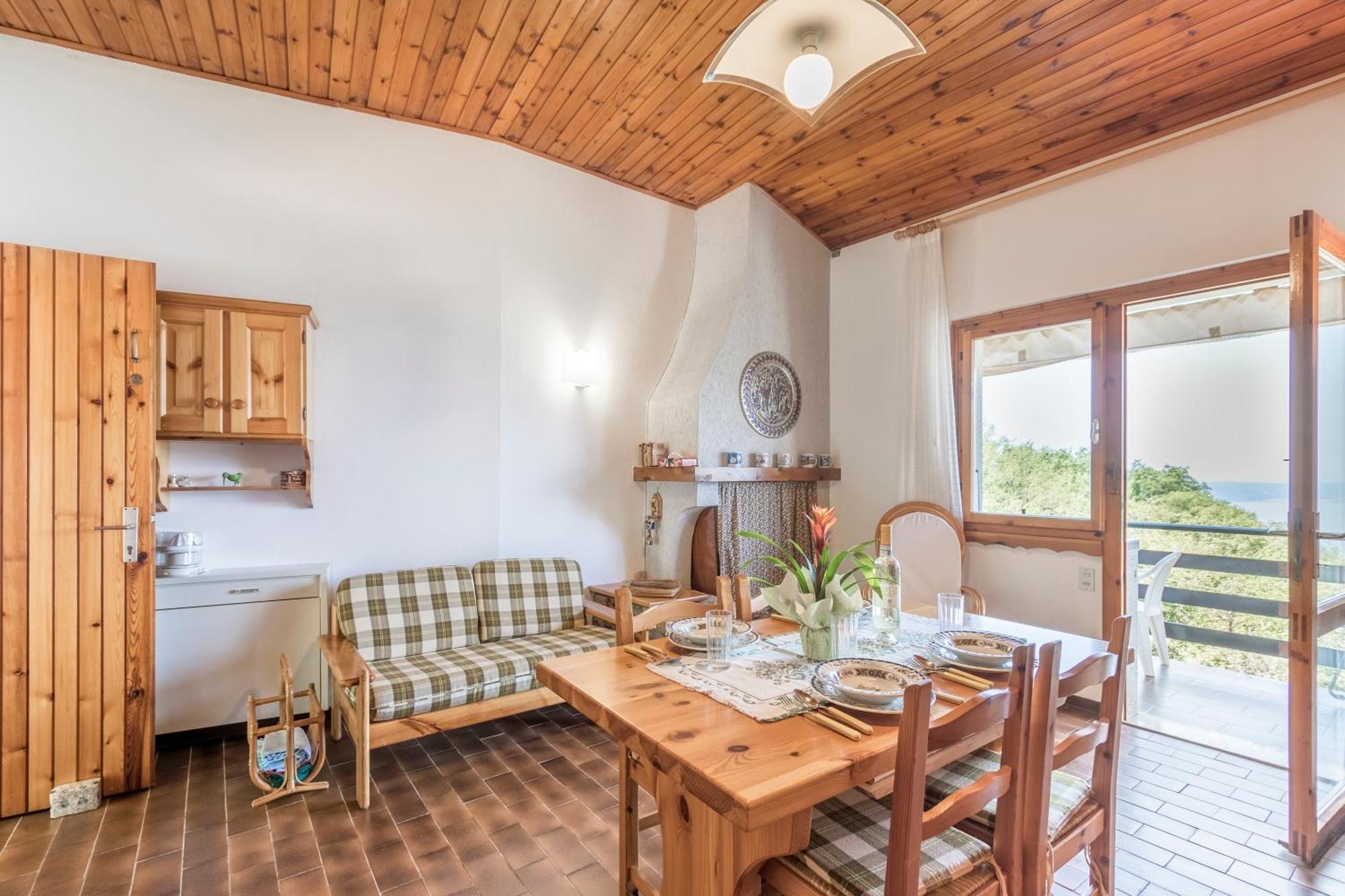 شقة Casa Bella Vista Mit Balkon سان زينو دي مونتانا المظهر الخارجي الصورة
